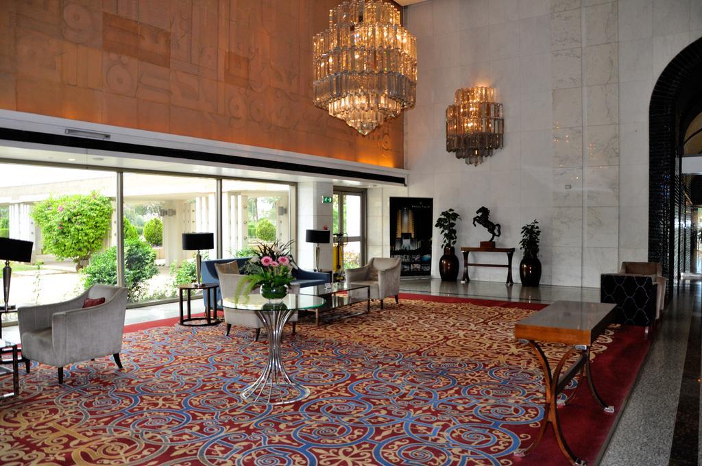 Royal Tulip Alrasheed Hotel Baghdād Exterior foto