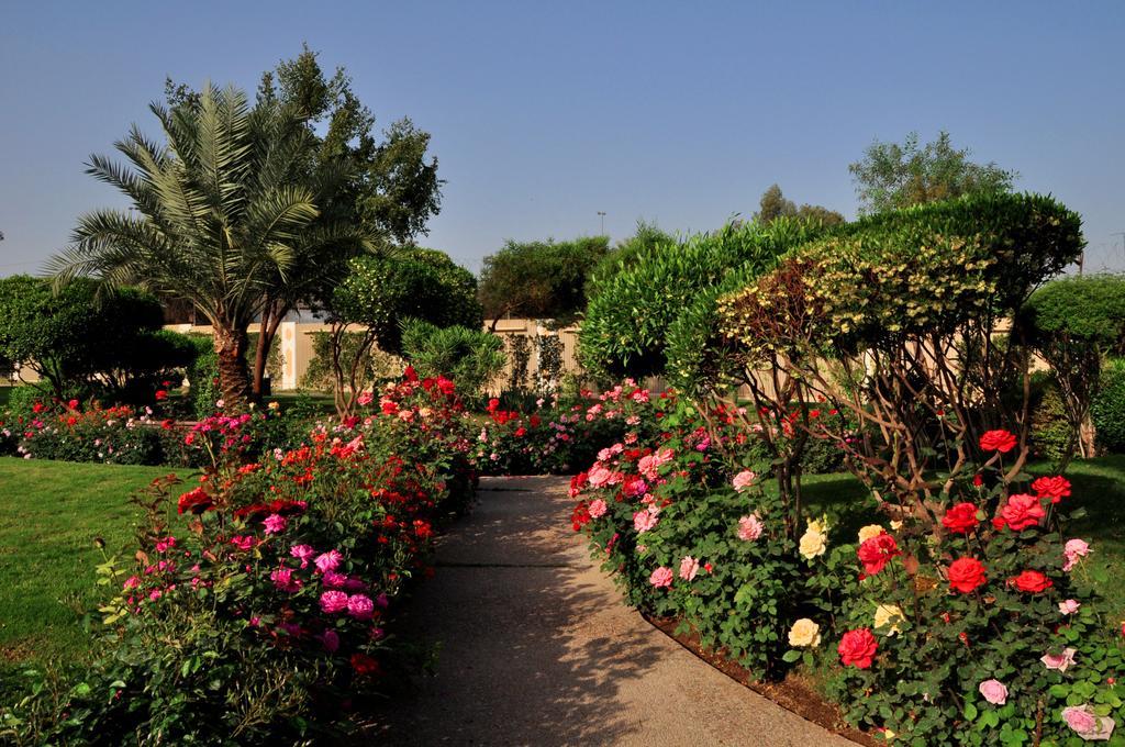 Royal Tulip Alrasheed Hotel Baghdād Exterior foto