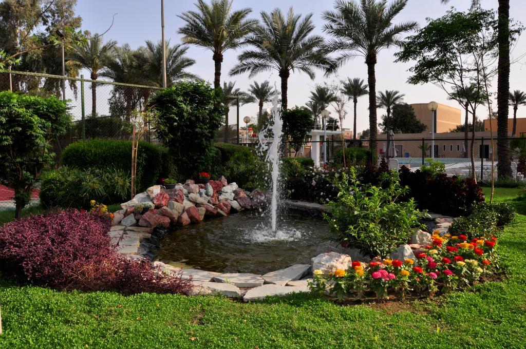 Royal Tulip Alrasheed Hotel Baghdād Exterior foto